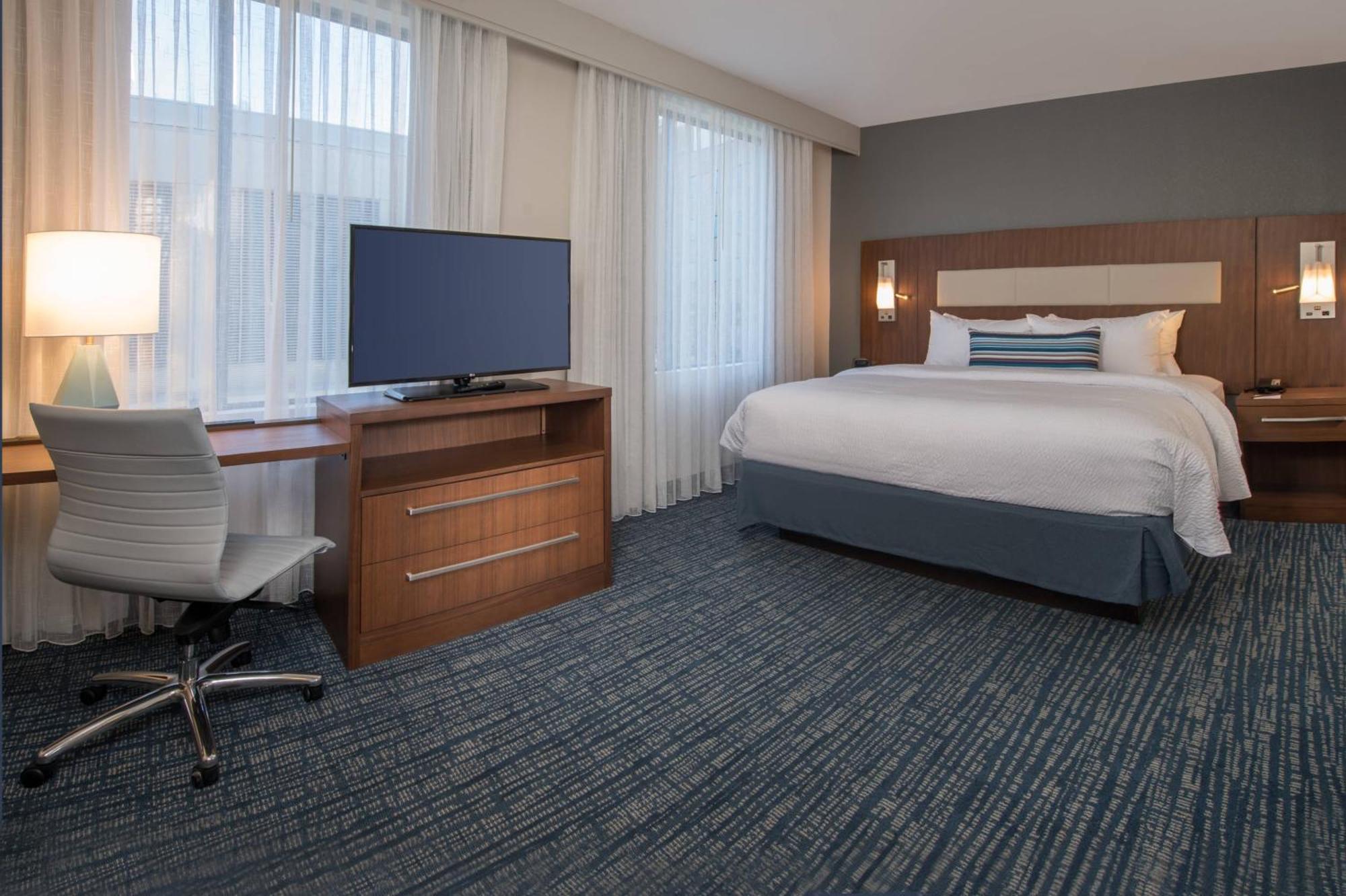 By Marriott At The Johns Hopkins Medical Campus