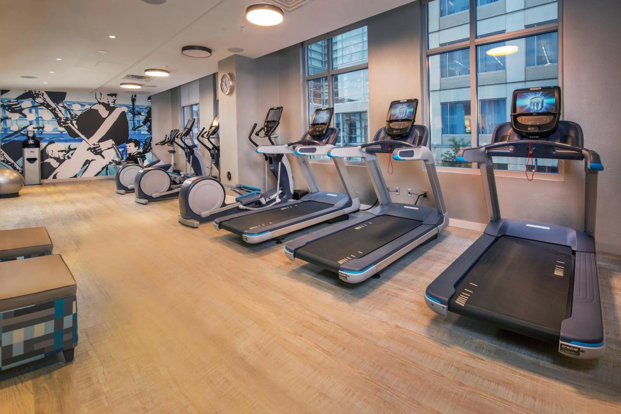 Hotel By Marriott At The Johns Hopkins Medical Campus 3*